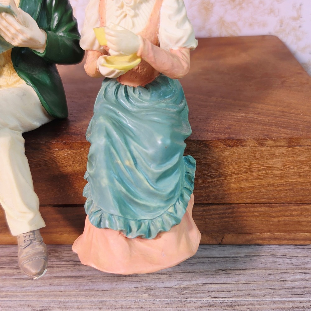 Victorian Shelf Sitter Figurines Resin Man Reading Woman Tea Set 2 Vintage Style - Picture 4 of 10
